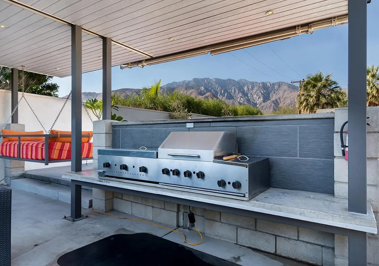 Luxury Desert Oasis Palm Springs